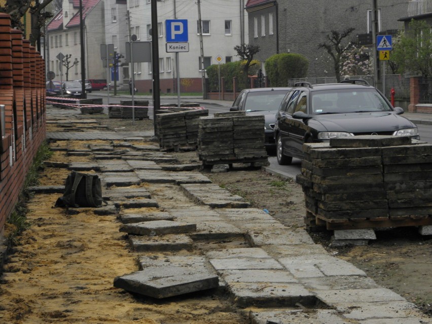 Żory: Remont w Śródmieściu: Przebudowa chodników, budowa ronda