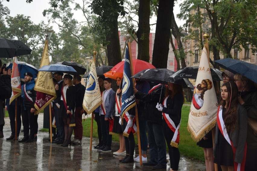 Gniezno: obchody 78. rocznicy wybuchu II wojny światowej w parku im. Kościuszki