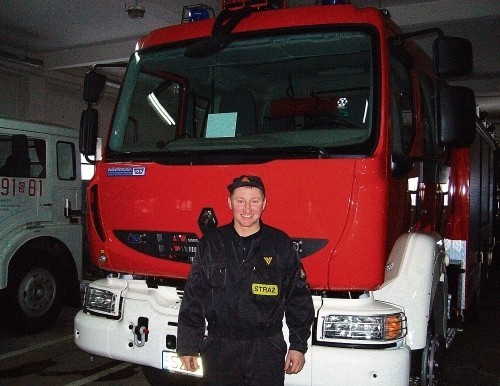 Starszy ogniomistrz Marek Plinta przywiózł auto z Bielska