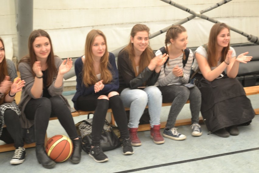 II LO w Starogardzie: Spotkanie z koszykarzami