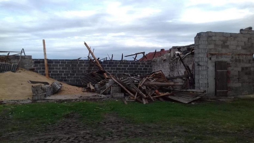 Pożar stolarni w Czempiszu.