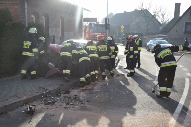 Wypadek na drodze Kędzierzyn-Koźle - Zdzieszowice w Kłodnicy.