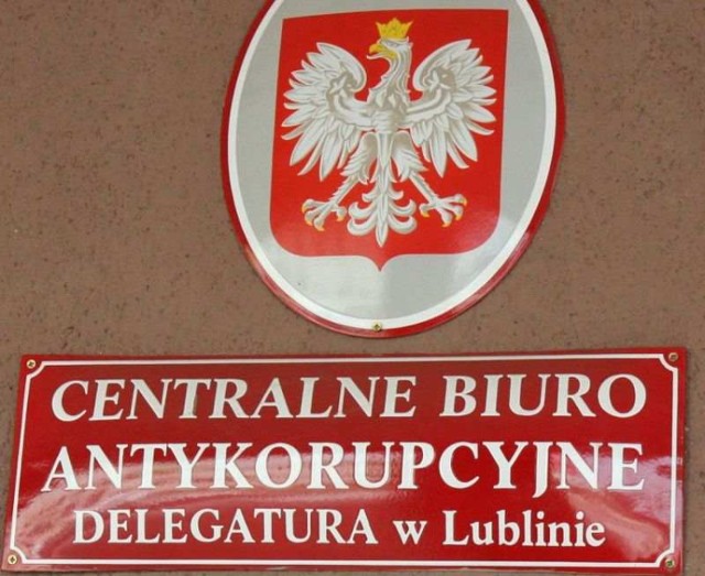Funkcjonariusze Centralnego Biura Antykorupcyjnego z Lublina nie ...