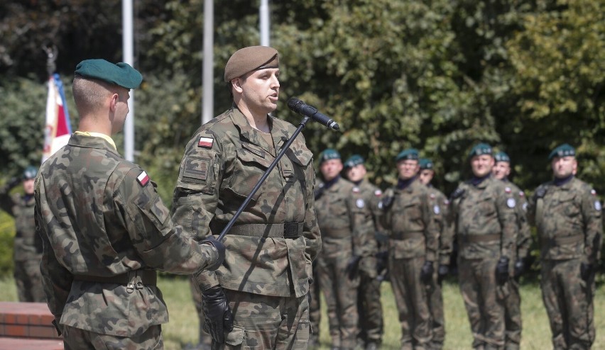 W Rzeszowie złożono wieńce i uczczono pamięć o gen. Wł....