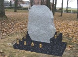 W Niedośpielinie nie wszyscy zgadzają się na obelisk na terenie kościlenym