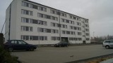 Mieszkania w byłym hotelu robotniczym w Wolbromiu czekają na lokatorów