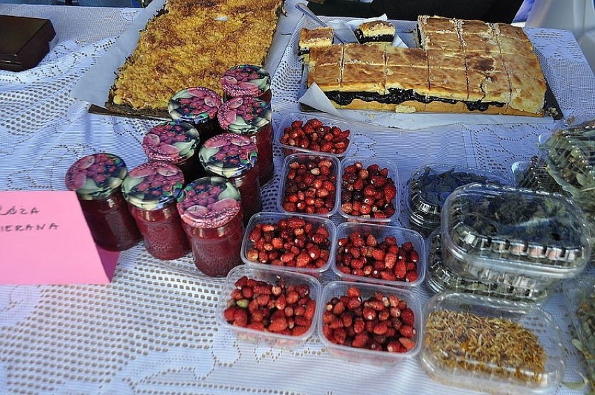 Święto Owoców i Produktów Pszczelich w Pleśne jto okazja do...