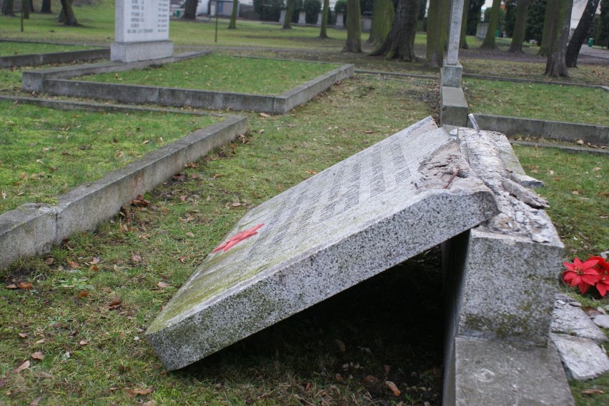 Cmentarz żołnierzy radzieckich w Kaliszu ponownie...