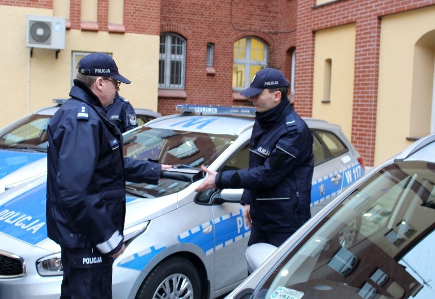 Nowe radiowozy dla szczecińskich policjantów [zdjęcia]