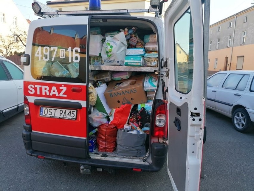 Pomoc humanitarna ze Strzelec Opolskich jedzie na Ukrainę. Dary ofiarowali mieszkańcy [Zdjęcia]