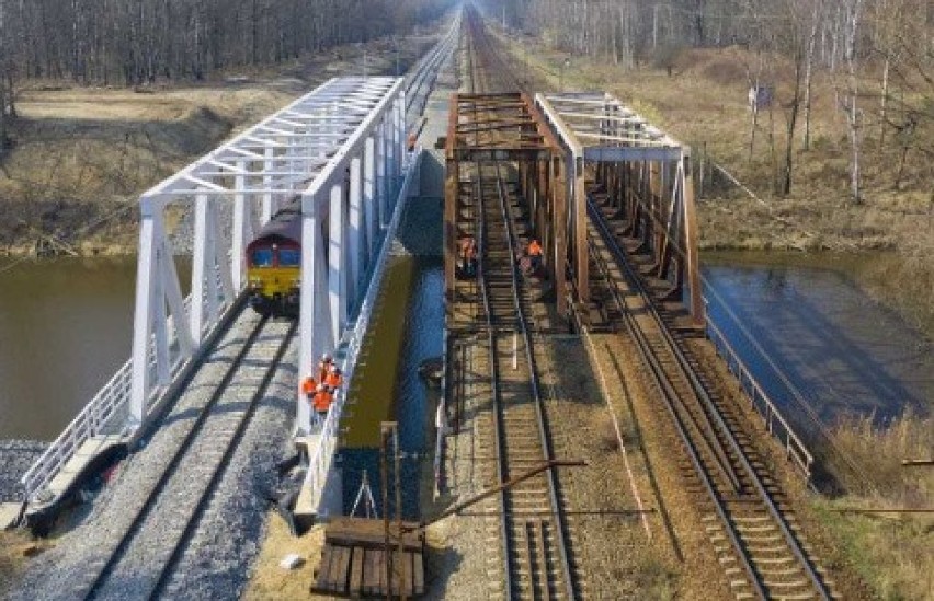 Most nad Kanałem Kędzierzyńskim przeszedł pomyślnie próby...