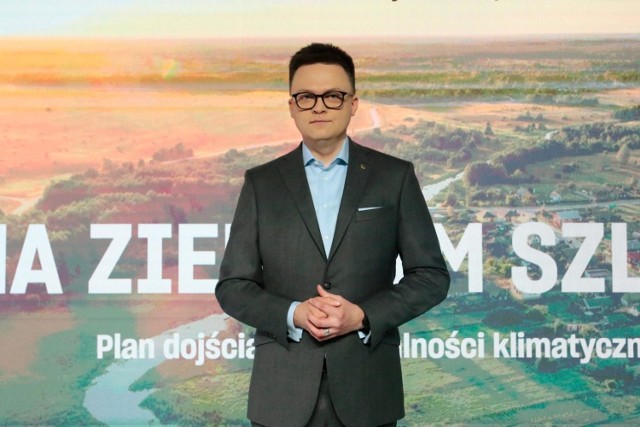 Szymon Hołownia przyznał się, że został zaszczepiony. Polityk dodał, że wykorzystał lukę w systemie szczepień przeciwko COVID-19