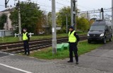 Straż Ochrony Kolei przypomina o zachowaniu ostrożności na przejazdach kolejowych