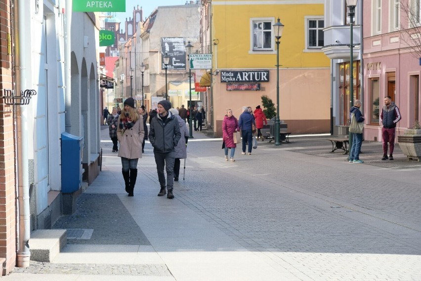 Deptak w Żarach na fotografiach pocztówkach z dawnych lat...