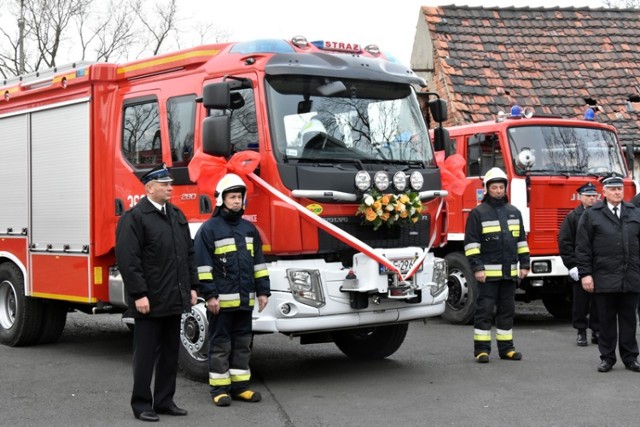 Strażacy ochotnicy z Miłkowic mają nowy wóz bojowy