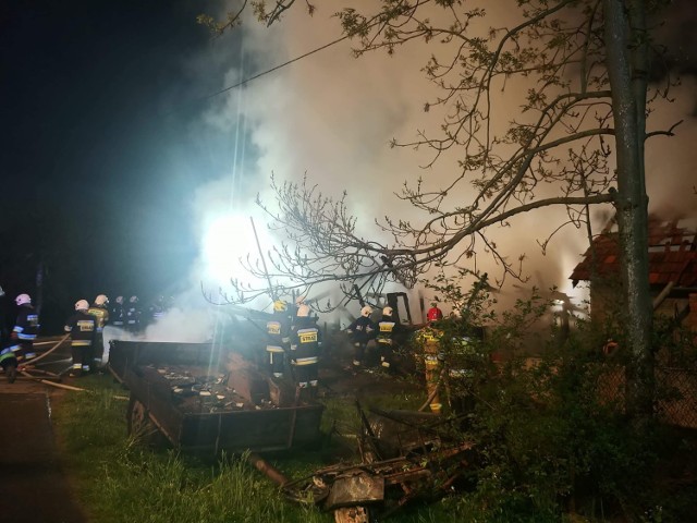 10 maja po godz. 3 w nocy wybuch pożar budynku gospodarczego w miejscowości Przysieki.