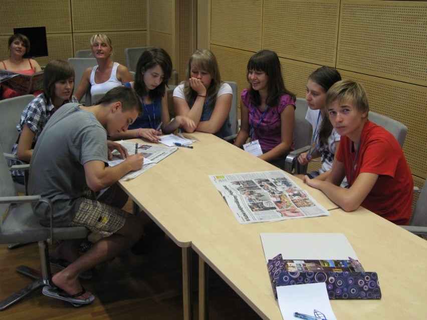 Letnia Szkoła Junior Media: redagowanie gazety...