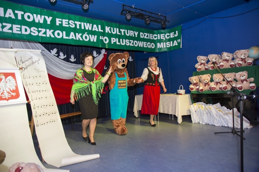 Gala finałowa powiatowego Festiwalu Kultury Dziecięcej w Bukownie 