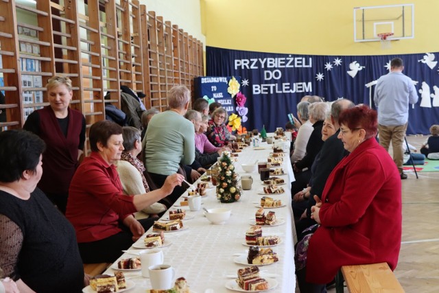 Obchody Dnia Babcia i Dziadka w Szkole Podstawowej w Stubnie.