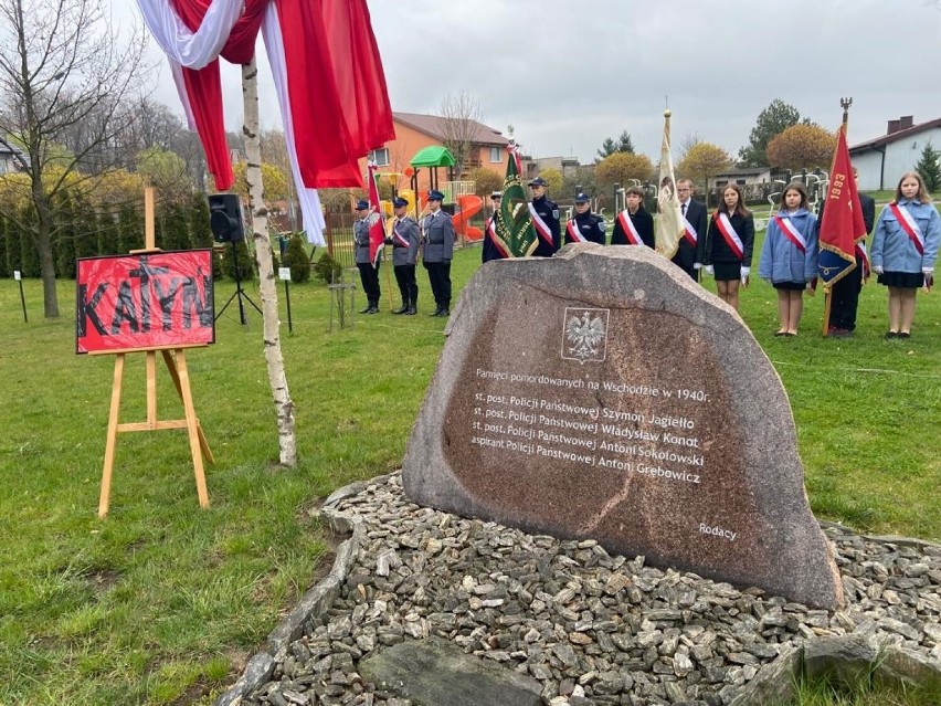 W gminie Zduńska Wola pamiętają o ofiarach Katynia