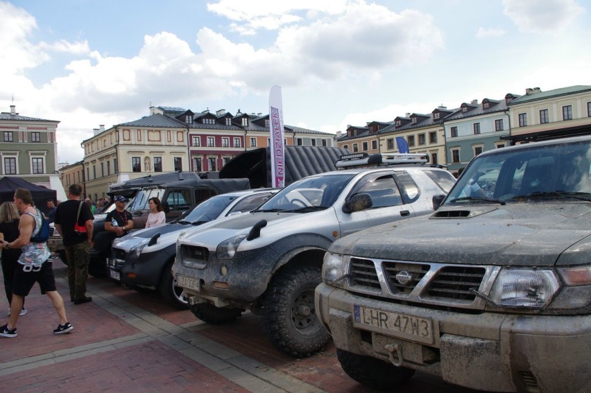 Zamość na okrągło. Impreza motoryzacyjna przyciąga tłumy