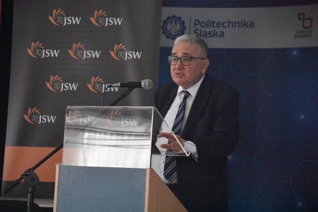 Wystąpienie ministra Pyzika wpisało się w trwającą na rybnickim oddziale Politechniki Śląskiej konferencję naukowo-techniczną.