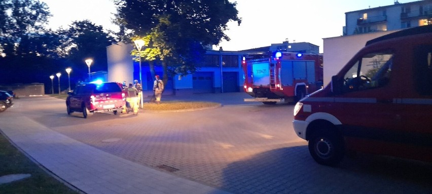 Zapach gazu przed Świętokrzyskim Urzędem Wojewódzkim. Akcja strażaków