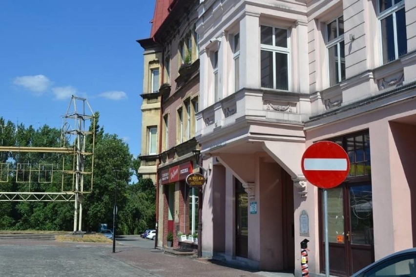 Na rynku w Mysłowicach również postawiono znaki. Nie wszyscy...