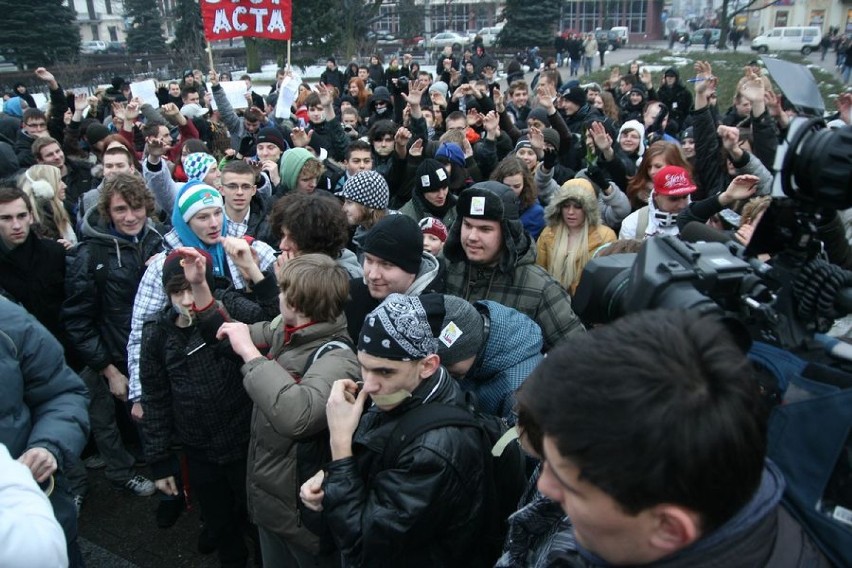NIE dla ACTA - manifestacja we Włocławku