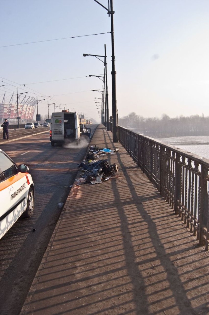Wypadek na moście Poniatowskiego z udziałem tramwaju