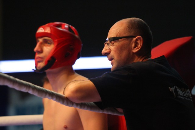Krzysztof Toma jest trenerem i założycielem sztuk walki Tom-Center