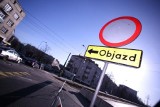 Blokada drogi w kierunku Warszawy. Problemy z nawierzchnią na krajowej