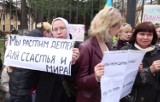 Rosyjskich faszystów sposób na kobiety [WIDEO]