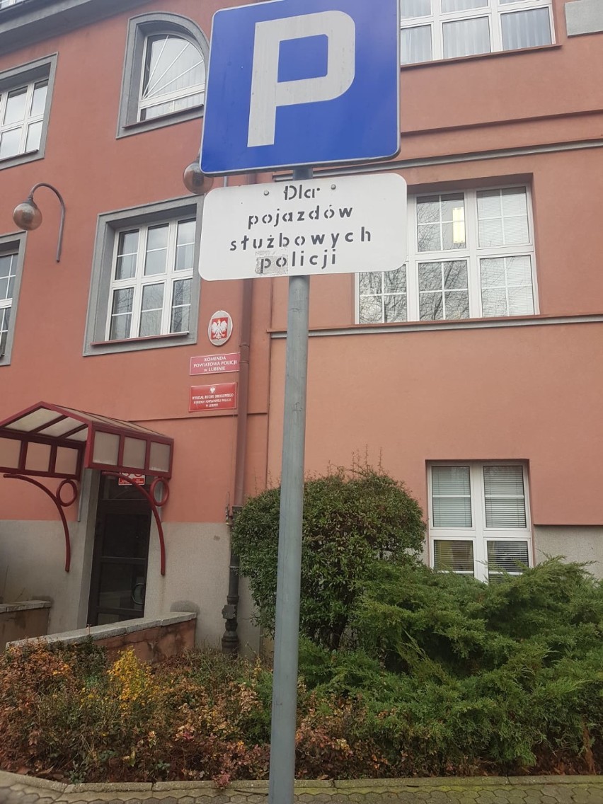 Szefa lubińskiej drogówki obowiazują inne przepisy?...