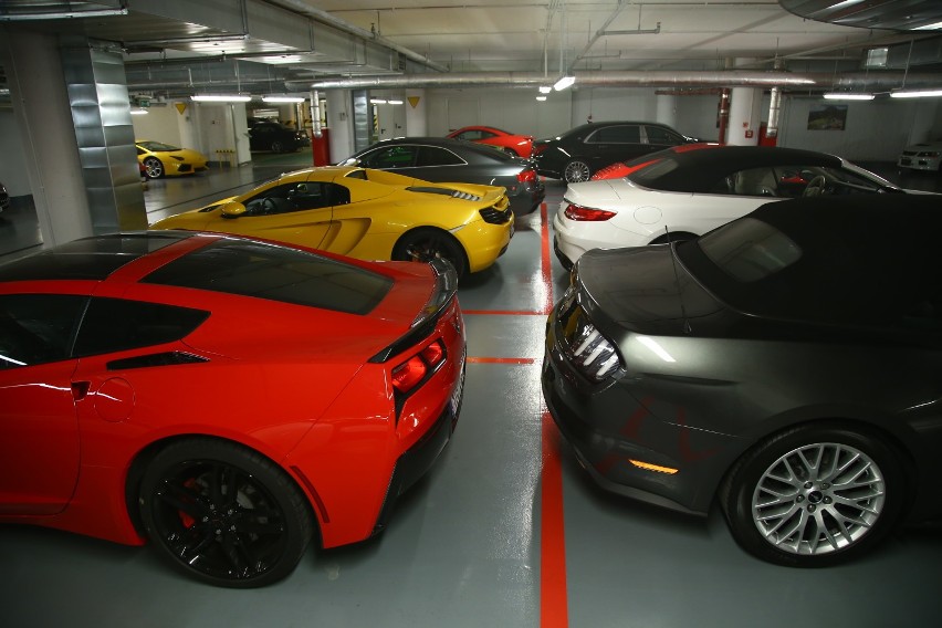 Supercar Club Poland. Odwiedziliśmy super parking w...