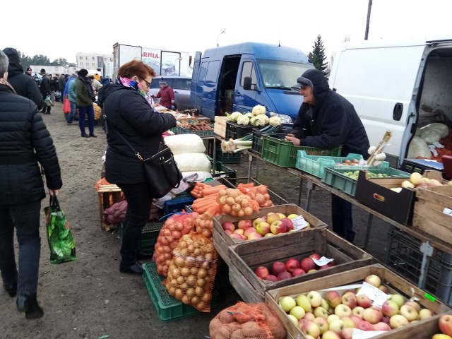 Tak było na targowisku w Golubiu-Dobrzyniu w piątek 26 listopada