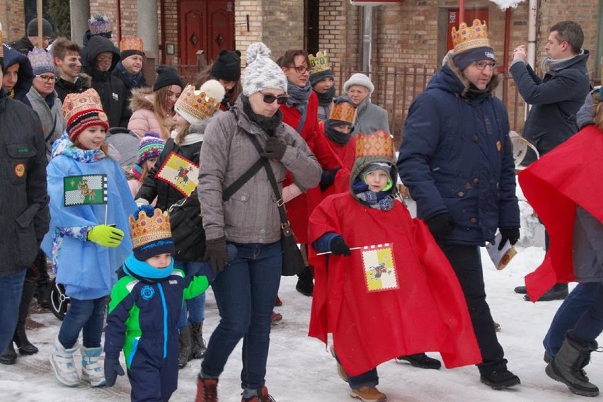 Orszak Trzech Króli w Rudzie Śląskiej. Barwny korowód przeszedł ulicami miasta [ZDJĘCIA]