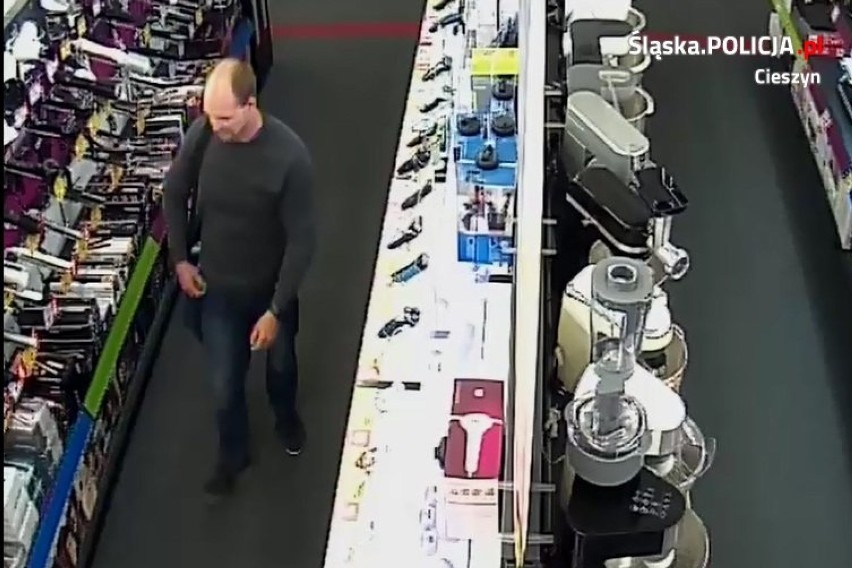 Ten mężczyzna okradł sklep w Cieszynie, policja ustala jego...