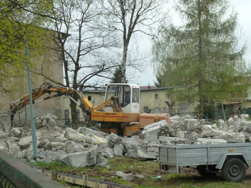 Po Szkole Podstawowej nr 12 przy ulicy Świerkowej nie ma już...