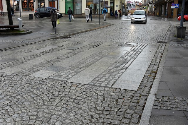 Po remoncie na ulicy  Mickiewicza nie będzie pułapek na pieszych i pojazdy