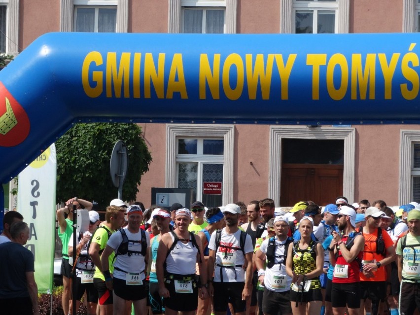 Ultramaraton GWiNT 2018. ZDJĘCIA ze startu oraz z trasy!