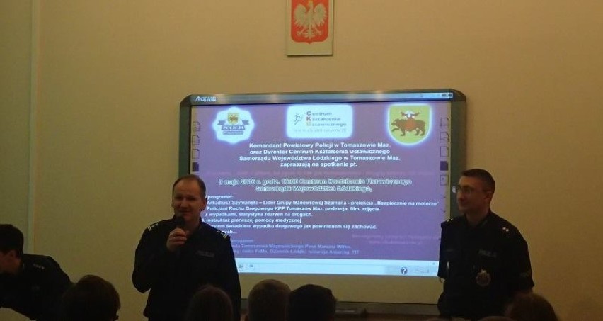 Happening o bezpieczeństwie dla dzieci i młodzieży w CKU w Tomaszowie [ZDJĘCIA]