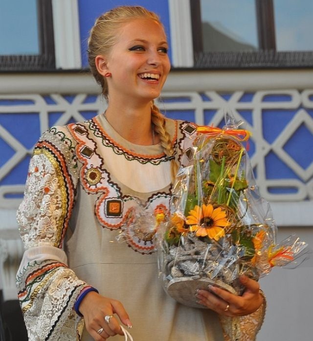 Miss Eurofolku Alina Mitrofanowa z Rosji. Fot. Tadeusz Kowalski