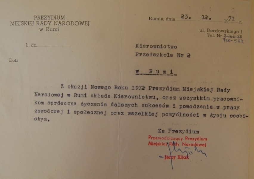 Z ciekawostek, w kronice jest także pismo z grudnia 1971...