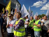 Protest pracowników ZE PAK w Koninie [ZDJĘCIA]