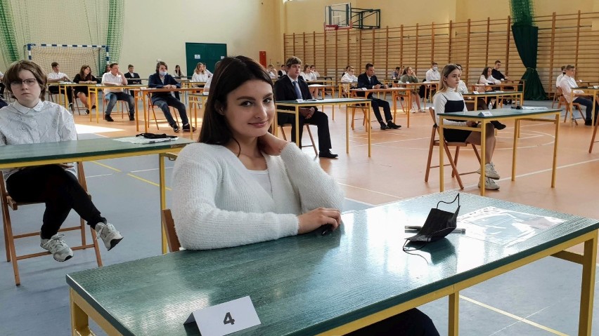 Egzamin ósmoklasisty w szkołach w Strzelcach Opolskich.