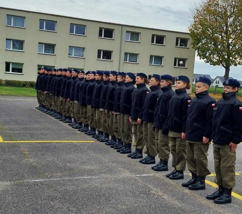 Ślubowanie klasy mundurowej w Oleśnie.