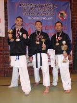 Cztery medale dla obornickiego klubu karate [FOTO]