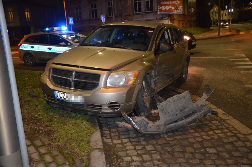 Gdy kobieta, poinformowała o wezwaniu policji mężczyzna...