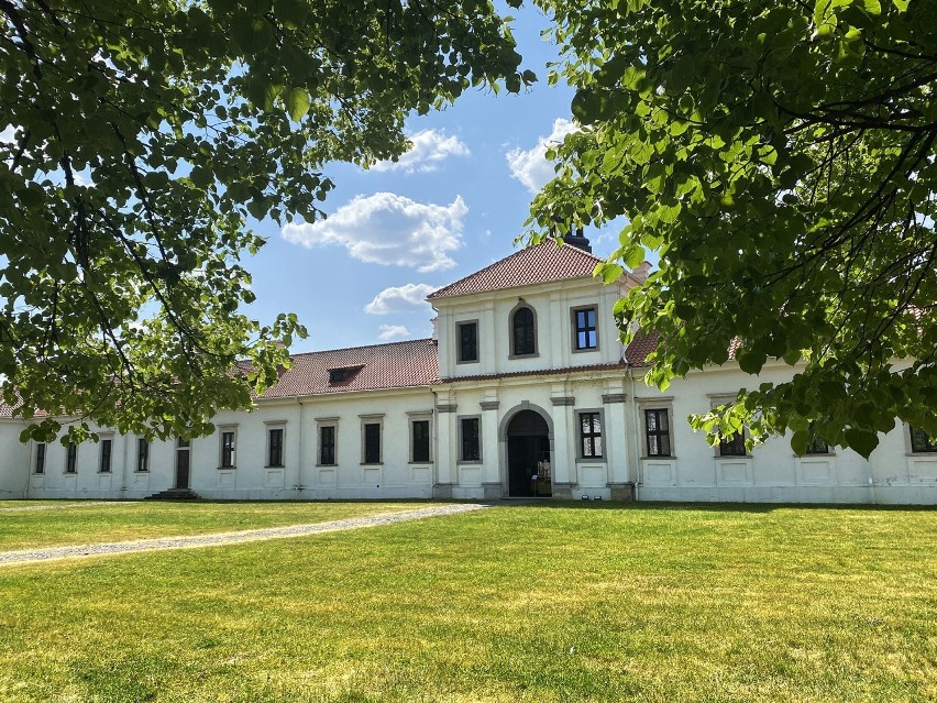 Klasztor w Pożajściu to piękny przykład architektury...